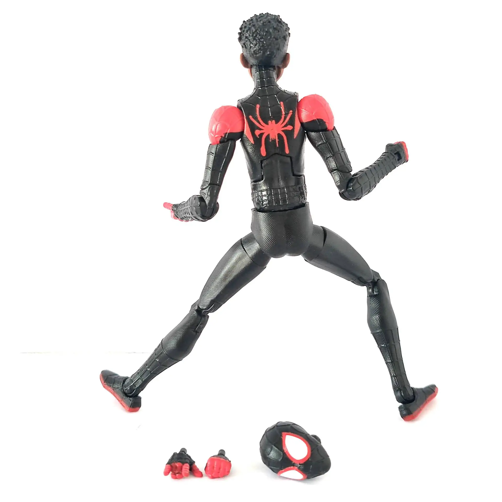 Marvel Legends Across The Spid - Model Kit Thousand Sunny ulasan dan harga