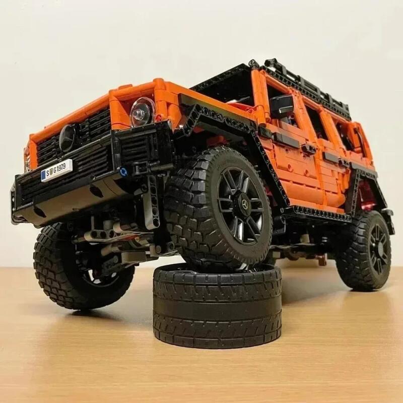 Orange off-road vehicle G500 i - Model Kit Plastic ulasan dan harga